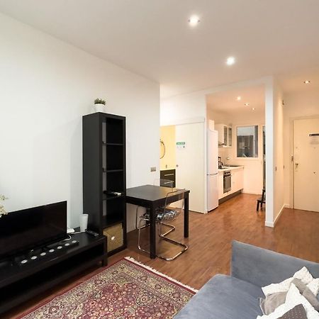 Sagrada Familia Bliss Apartment Барселона Екстериор снимка