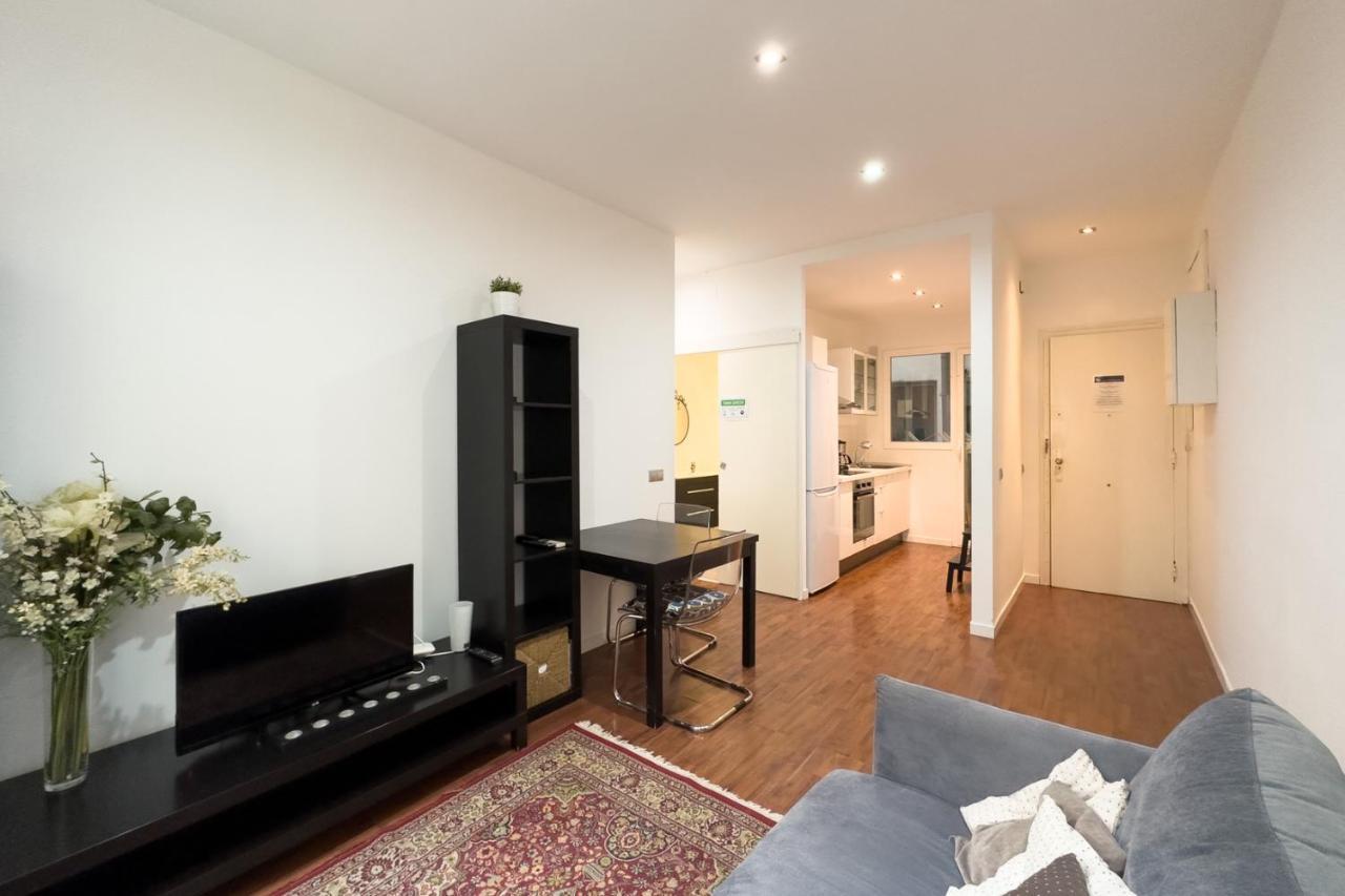Sagrada Familia Bliss Apartment Барселона Екстериор снимка