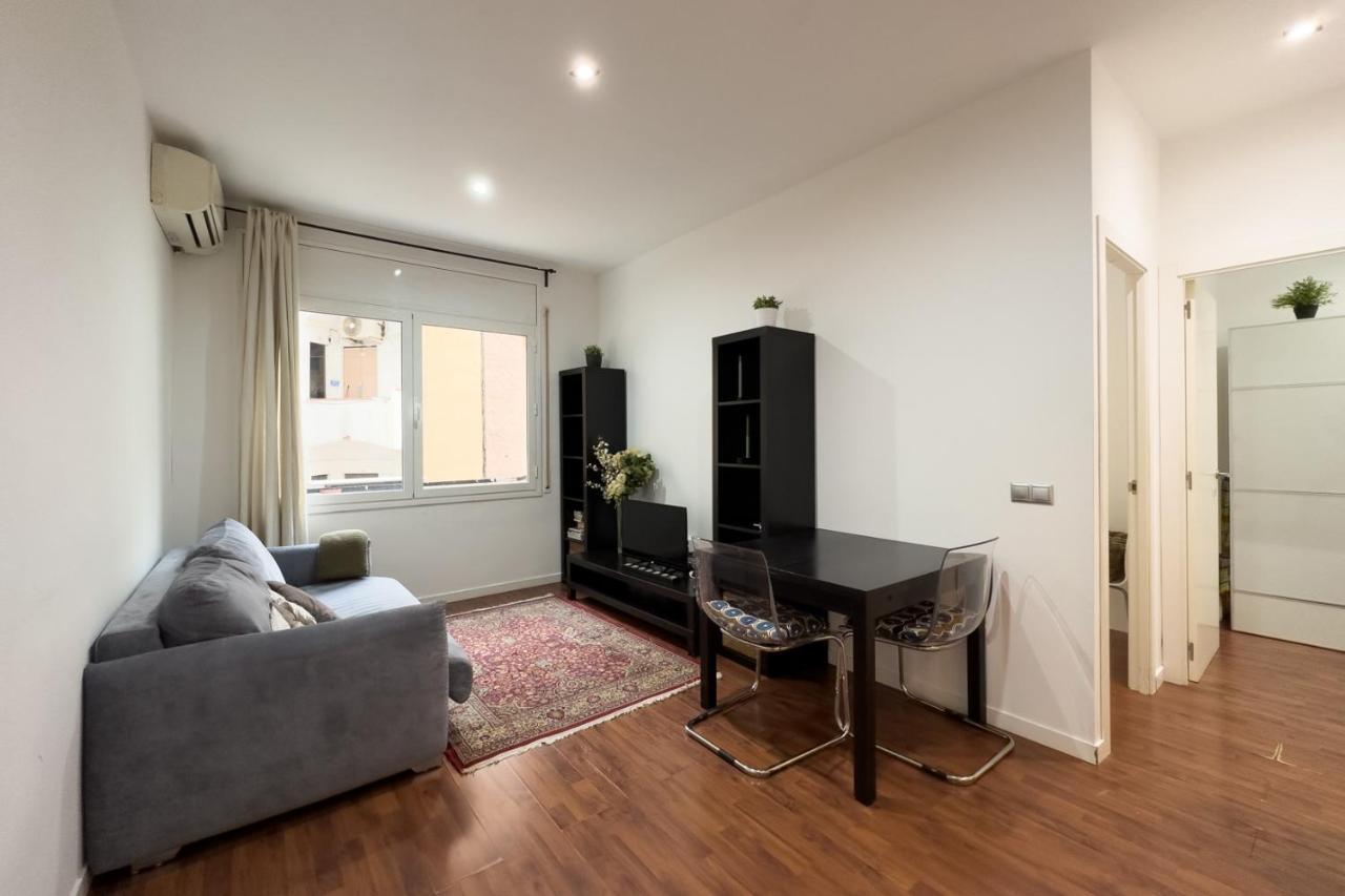 Sagrada Familia Bliss Apartment Барселона Екстериор снимка